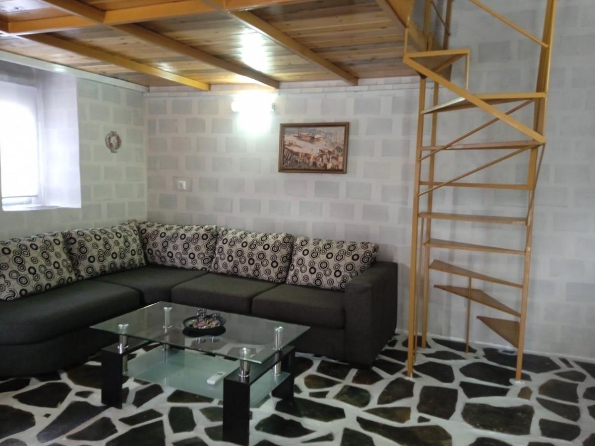 Sunshine Apartment *