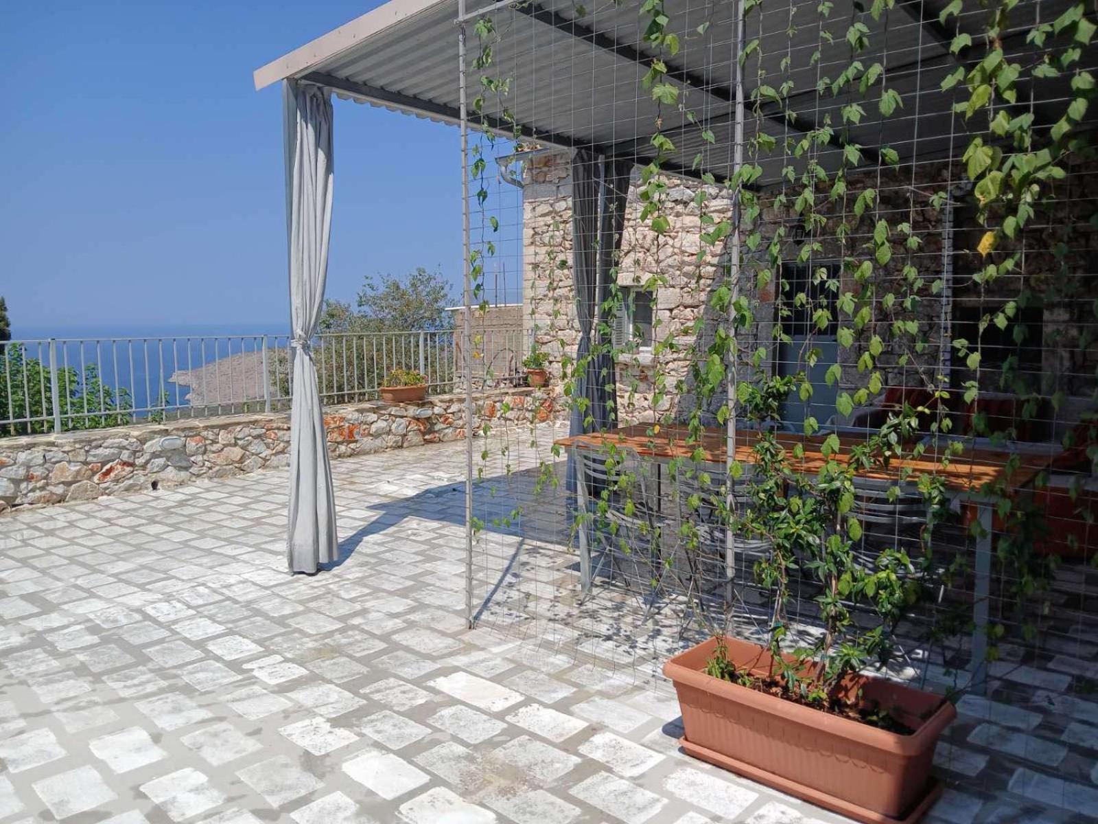 Sunshine Apartment